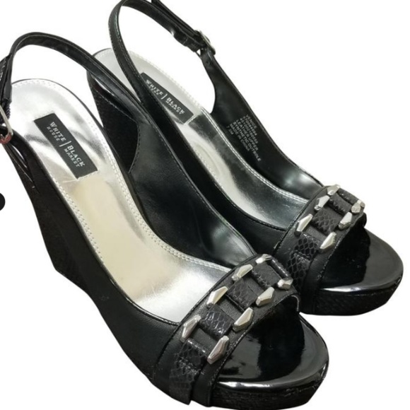 White House | Black Market Venice  Leather Wedge 8 - Picture 2 of 7